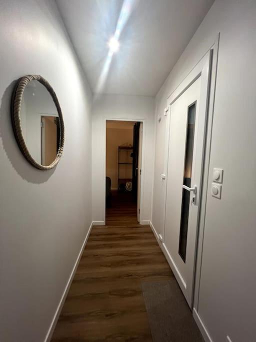Jolie Maison Avec Courette Бурж Экстерьер фото