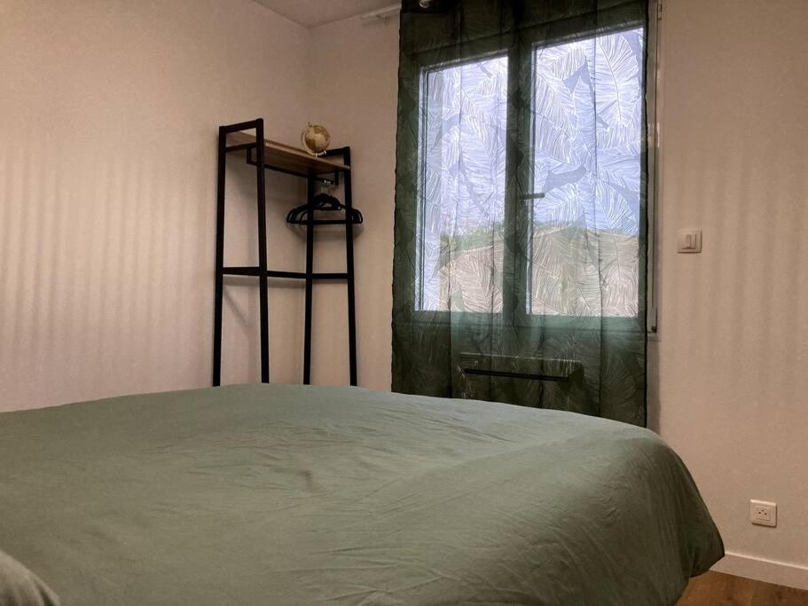 Jolie Maison Avec Courette Бурж Экстерьер фото